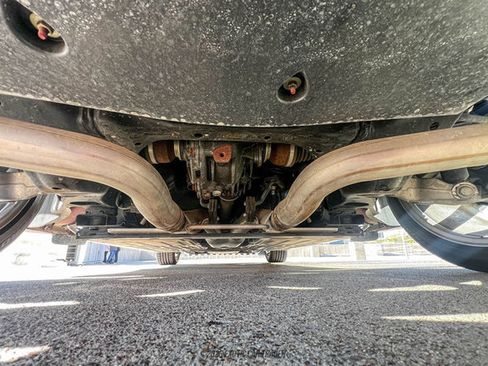 Used 2012 Jaguar XJ RWD image 96