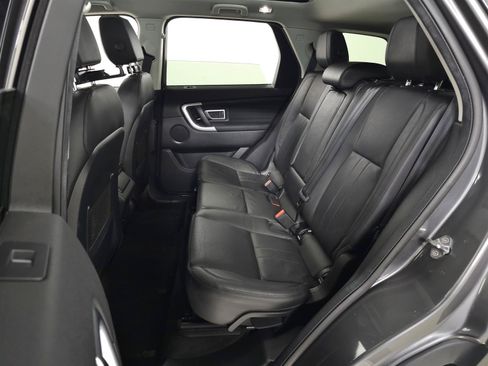 Used 2019 Land Rover Discovery Sport HSE AWD/4WD image 31