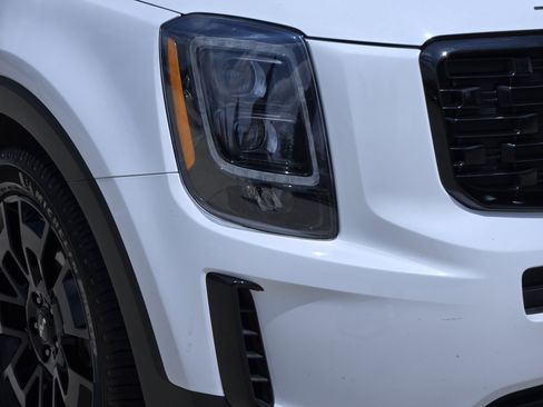 Used 2022 Kia Telluride EX w/ EX Premium Package AWD/4WD image 10