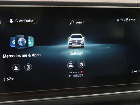 Used 2022 Mercedes-Benz GLE 53 AMG 4MATIC w/ 3rd Row Seat Package image 38