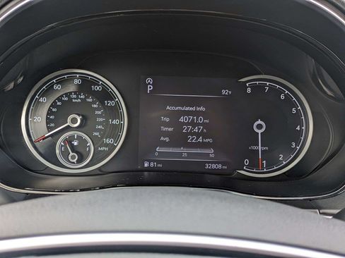 Used 2025 Genesis GV70 2.5T AWD/4WD image 29