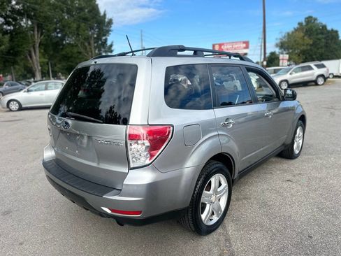 Used 2009 Subaru Forester 2.5X Limited AWD/4WD image 5