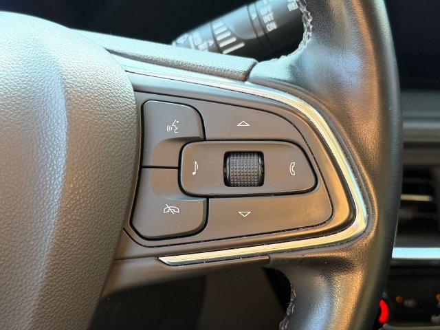 Certified 2024 Buick Encore GX Sport Touring FWD image 27