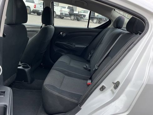 Used 2015 Nissan Versa SV image 28
