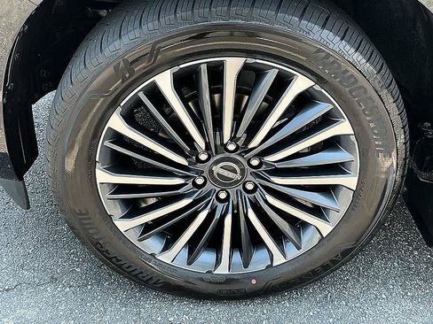 Certified 2025 Nissan Armada Platinum Reserve AWD/4WD image 10