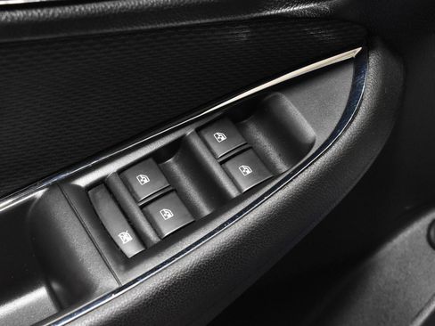 Used 2019 Chevrolet Cruze LT image 11