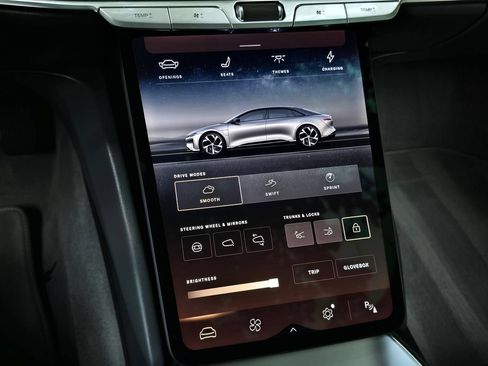 Used 2024 Lucid Air Touring AWD/4WD image 37