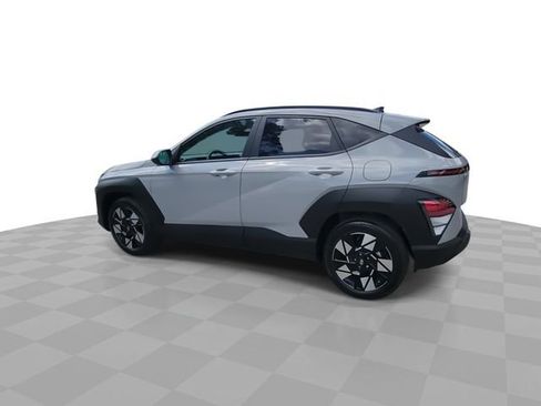 Used 2025 Hyundai Kona SEL image 6
