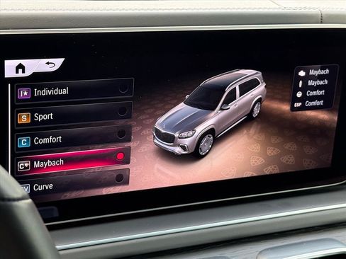 Certified 2025 Mercedes-Benz Maybach GLS 600 4MATIC image 25