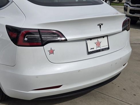 Used 2018 Tesla Model 3 Long Range AWD/4WD image 10