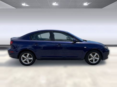 Used 2004 MAZDA MAZDA3 I w/ Pwr & 16" Alloy Wheel Pkg FWD image 6