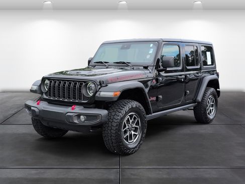 Used 2024 Jeep Wrangler Unlimited Rubicon AWD/4WD image 4