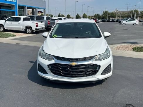 Used 2019 Chevrolet Cruze LS FWD image 11