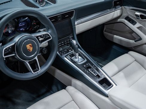 Used 2019 Porsche 911 Carrera S RWD image 50