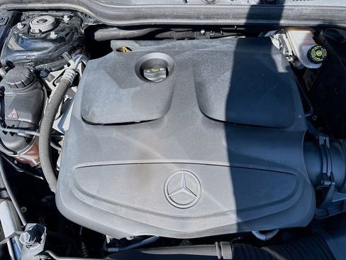 Used 2018 Mercedes-Benz GLA 250 image 29