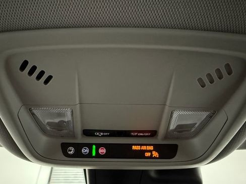 Used 2023 Chevrolet Malibu LT image 22