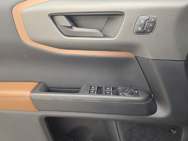 New 2026 Ford Bronco Sport Outer Banks w/ Outer Banks Tech Package+ AWD/4WD image 37