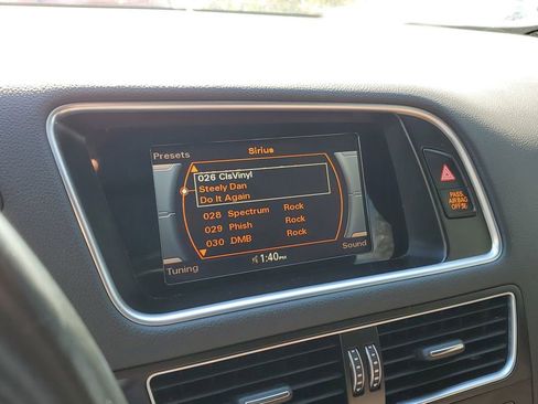 Used 2017 Audi Q5 2.0T Premium image 30