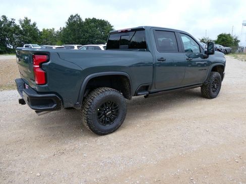 New 2026 Chevrolet Silverado 2500 ZR2 w/ LPO, Dark Essentials Package AWD/4WD image 4