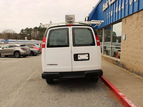 Used 2019 Chevrolet Express 2500 w/ Driver Convenience Package image 5