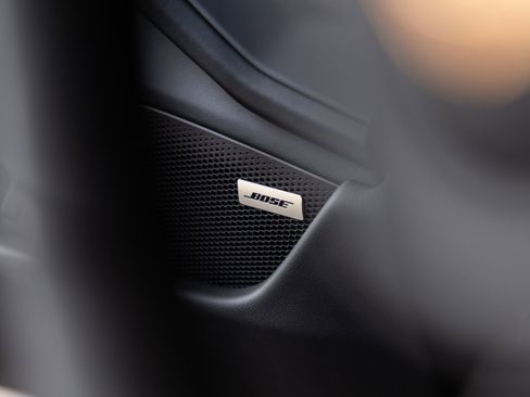 New 2026 Porsche Taycan 4S AWD/4WD image 23