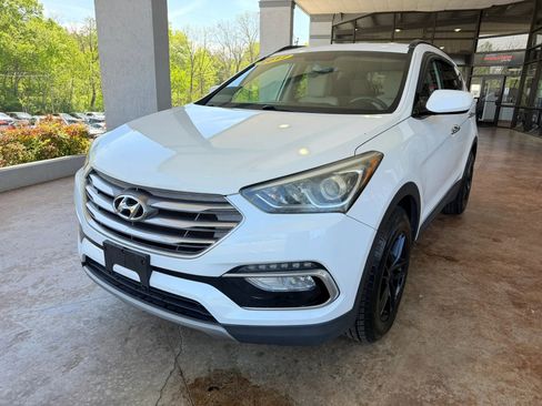 Used 2017 Hyundai Santa Fe Sport image 3