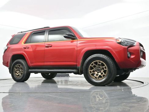 Used 2023 Toyota 4Runner 40th Anniversary SE AWD/4WD image 44