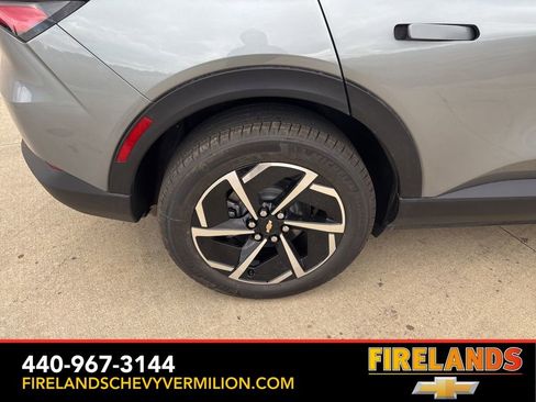 New 2026 Chevrolet Equinox EV LT image 52