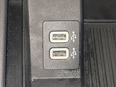 Used 2018 Ford F150 Raptor w/ Equipment Group 802A Luxury image 32