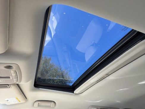 Used 2019 INFINITI QX80 Luxe w/ All-Season Package image 21