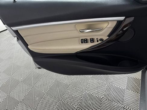 Used 2016 BMW 340i Sedan image 10