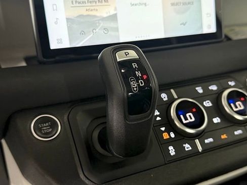 Used 2021 Land Rover Defender 110 S image 34