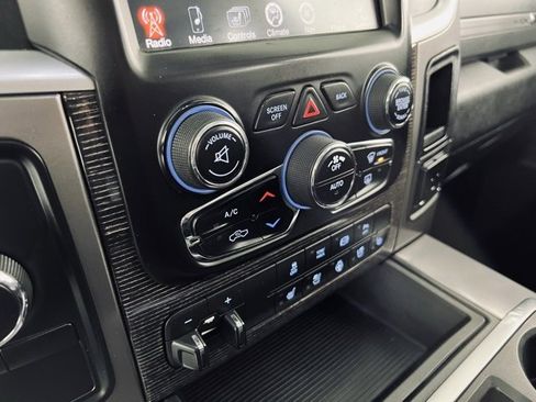 Used 2014 RAM 3500 Laramie Longhorn image 31