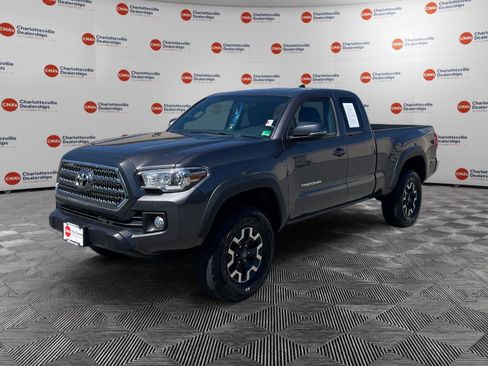 Used 2016 Toyota Tacoma TRD Off-Road w/ Towing Package AWD/4WD image 1