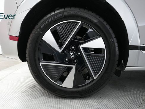 Used 2025 Hyundai Ioniq 5 Limited RWD image 17
