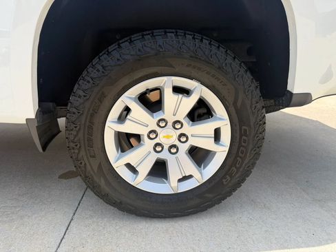 Used 2022 Chevrolet Colorado LT w/ Safety Package AWD/4WD image 75