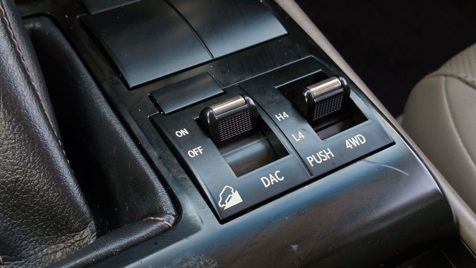 Used 2020 Lexus GX 460 Premium w/ Premium Package AWD/4WD image 42
