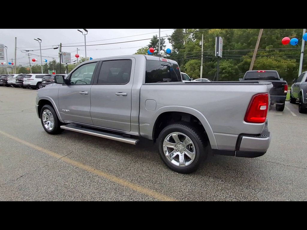 Used 2025 RAM 1500 Big Horn AWD/4WD image 6