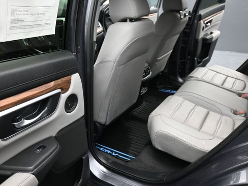 Used 2017 Honda CR-V Touring image 22