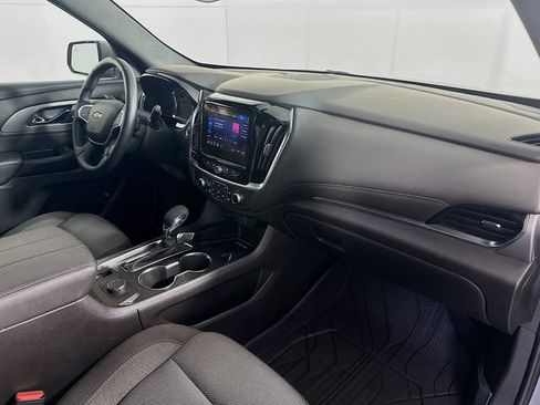 Used 2023 Chevrolet Traverse LT FWD image 33