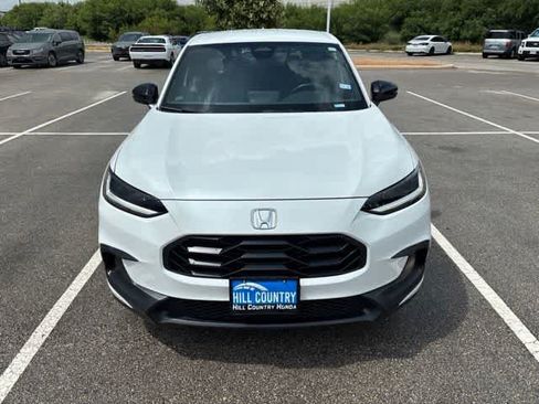 Used 2024 Honda HR-V Sport image 8