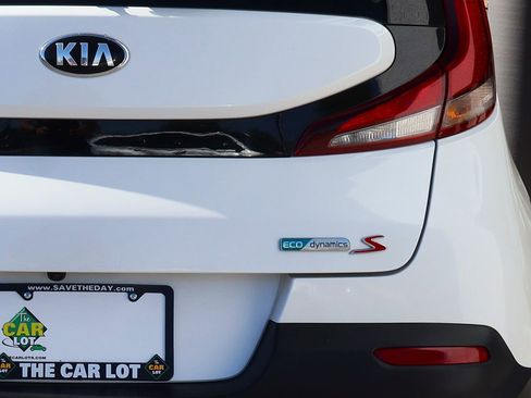 Used 2021 Kia Soul S image 21