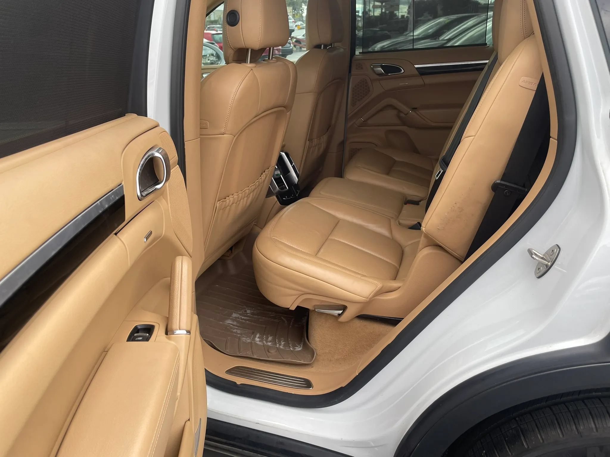 Used 2016 Porsche Cayenne S AWD/4WD image 22
