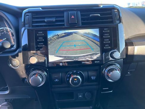 Used 2024 Toyota 4Runner TRD Off-Road Premium image 33