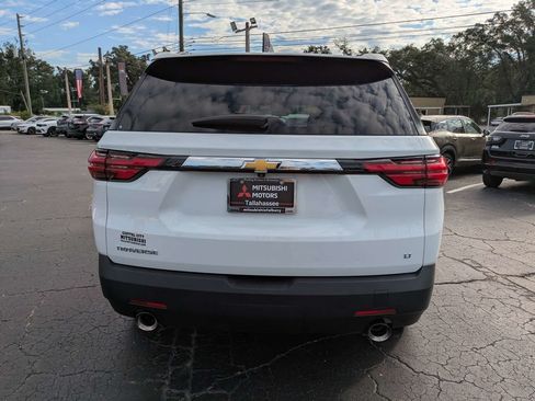 Used 2023 Chevrolet Traverse LT FWD image 5