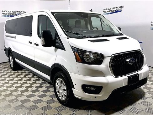 Used 2024 Ford Transit 350 XLT RWD image 3