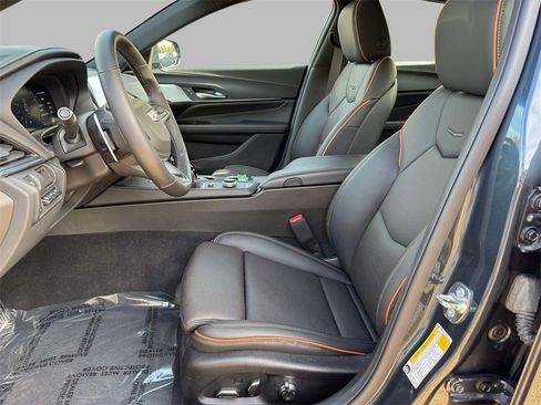 Used 2025 Cadillac CT4 V image 2