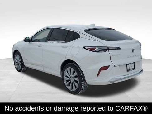Certified 2025 Buick Envista Avenir image 4