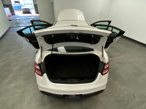 Used 2013 Ford Taurus SHO image 50