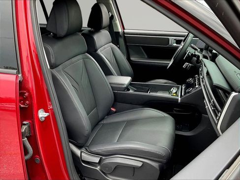 Certified 2025 Hyundai Santa Fe SEL AWD/4WD image 28